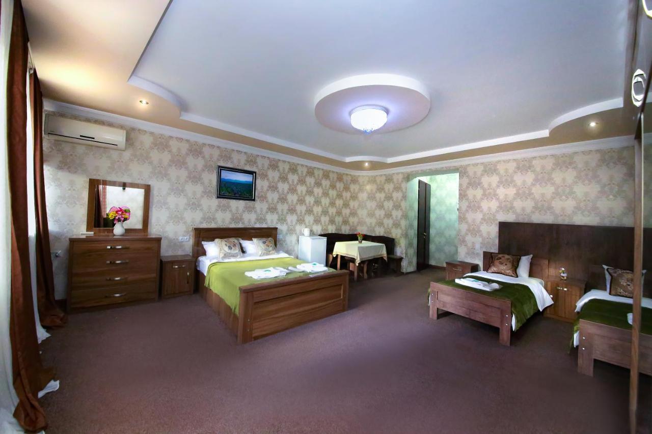 Royal Hotel Тбилиси Экстерьер фото