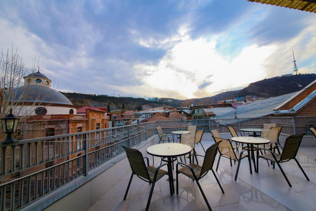 Royal Hotel Тбилиси Экстерьер фото